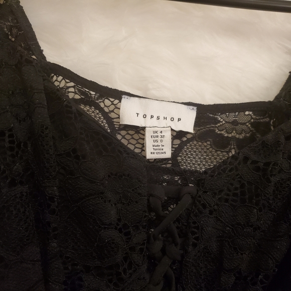 TopShop Black Lace Tie Puff Sleeve Crop Top - Size XXS, 00, 0 - Picture 3 of 9